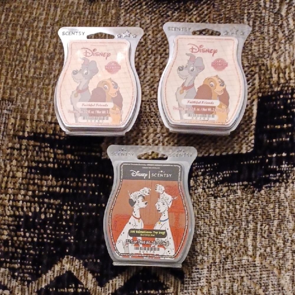 4/$60 New Scentsy Disney's "Dogs" Aromatic Wax - Set Of 3 Bars